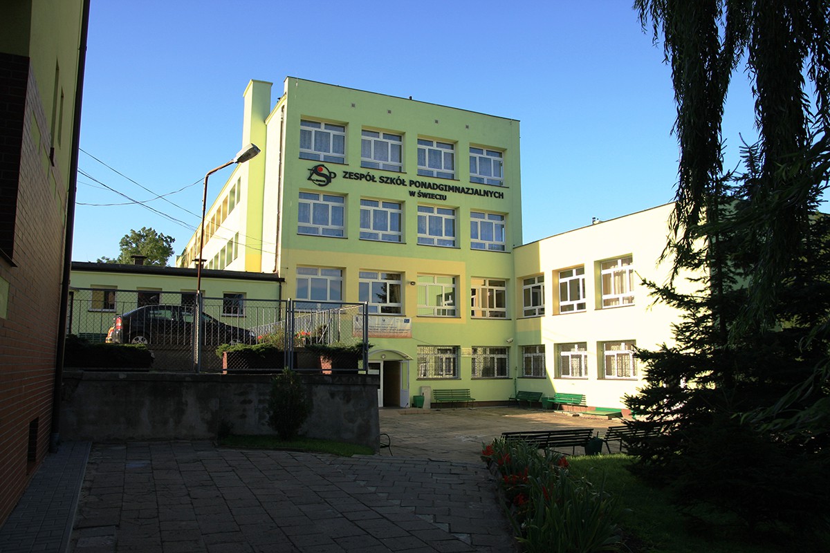 ZSP_budynek_szkoły_świecie